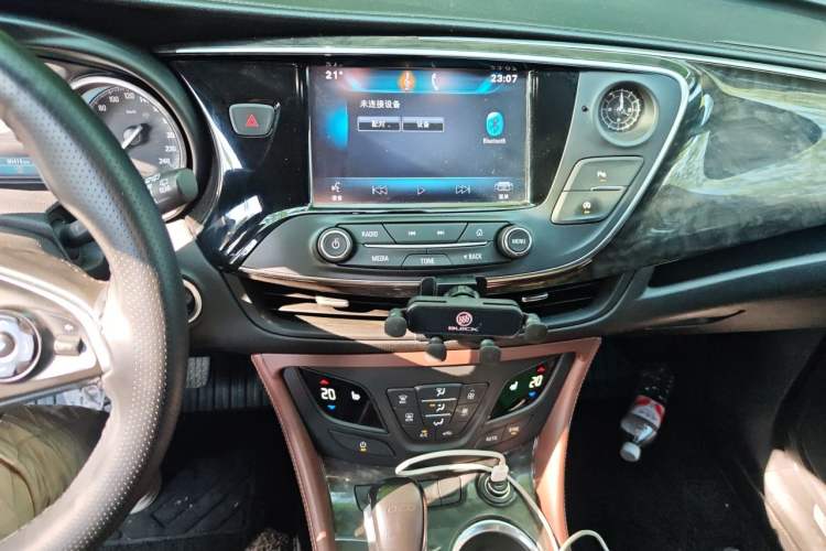 Used Buick Envision 2016 20T Two-Wheel-Drive Elite Model Audio And AC Panel