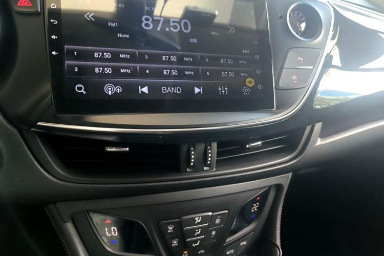 Used Buick Envision 2016 20T Two-Wheel Drive Leading Version Audio And AC Panel