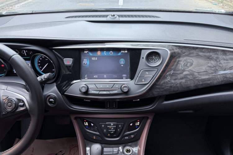 Used Buick Envision 2016 28T Four-Wheel Drive Elite Version Audio And AC Panel