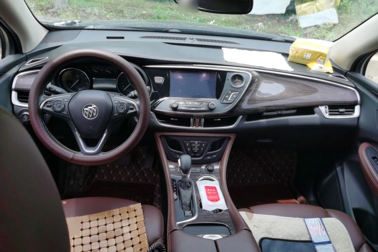 Used Buick Envision 2016 28T Four-Wheel Drive Luxury Model Center Console