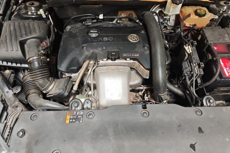 Used Buick Envision 2016 28T Four-Wheel Drive Elite Version Engine Bay