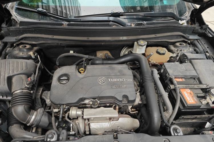 Used Buick Envision 2016 20T Two-Wheel-Drive Elite Model Engine Bay