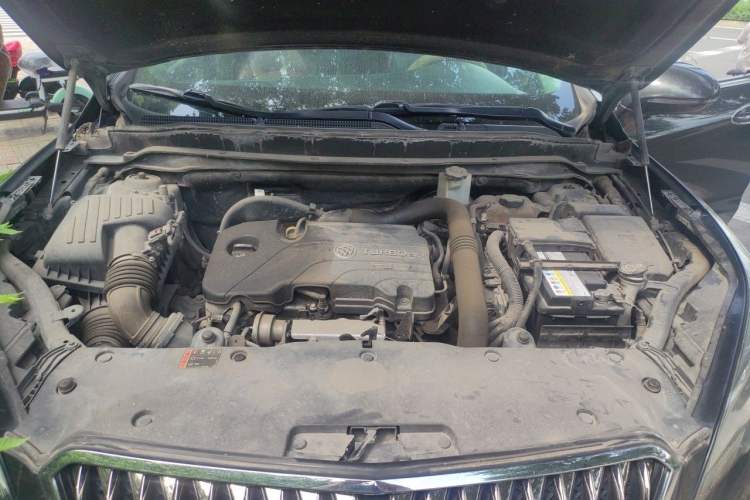 Used Buick Envision 2016 20T Two-Wheel-Drive Elite Model Engine Bay