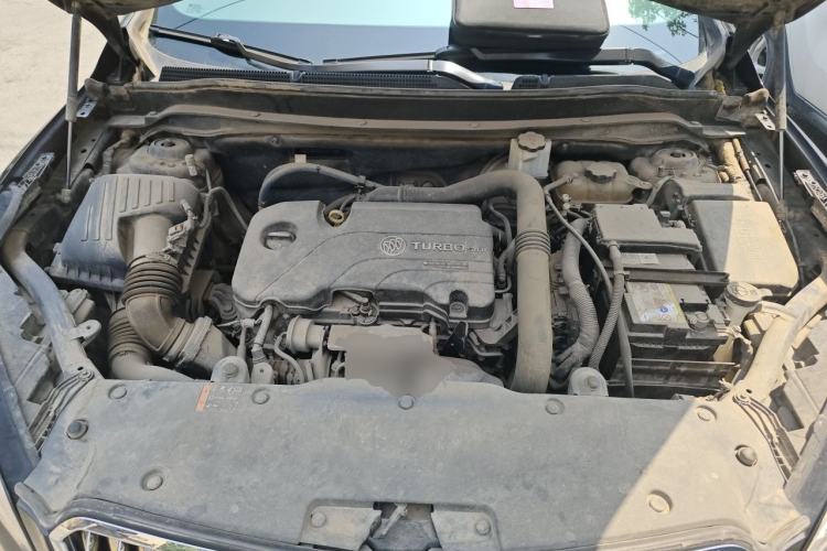 Used Buick Envision 2016 20T Two-Wheel-Drive Elite Model Engine Bay