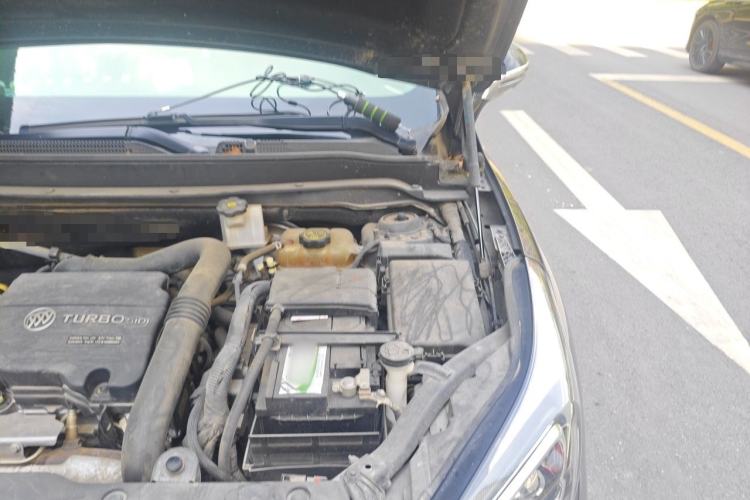 Used Buick Envision 2016 20T Two-Wheel-Drive Elite Model Engine Bay Left