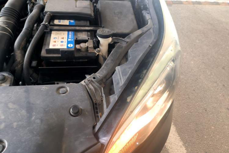 Used Buick Envision 2016 20T Two-Wheel Drive Leading Version Engine Bay Left