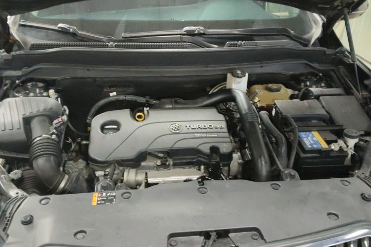 Used Buick Envision 2016 20T Two-Wheel-Drive Elite Model Engine Bay