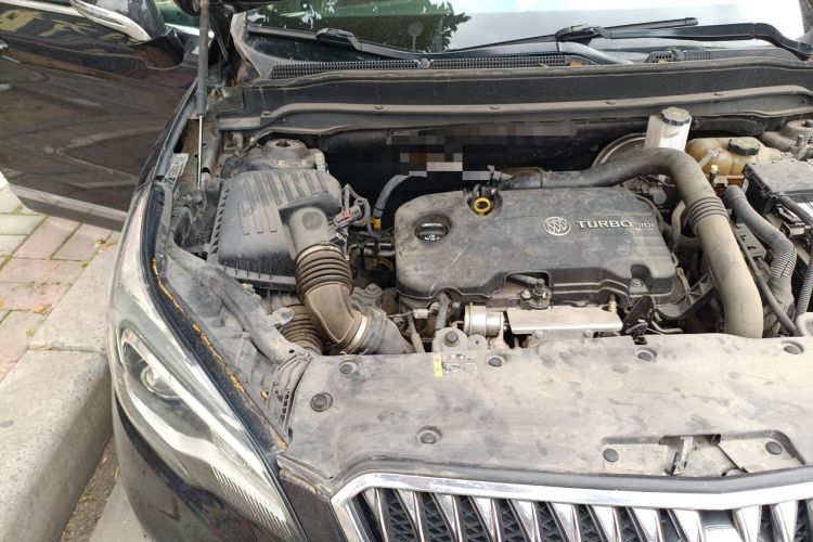 Used Buick Envision 2016 20T Two-Wheel-Drive Elite Model Engine Bay Right
