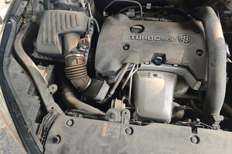 Used Buick Envision 2016 28T All-Wheel-Drive All-Terrain Sport Flagship Edition Engine Bay Right