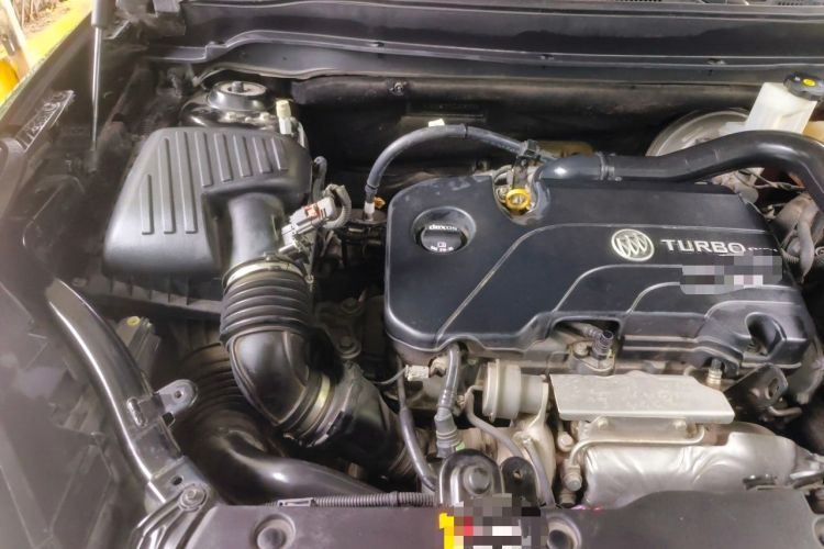 Used Buick Envision 2016 20T Two-Wheel-Drive Elite Model Engine Bay Right