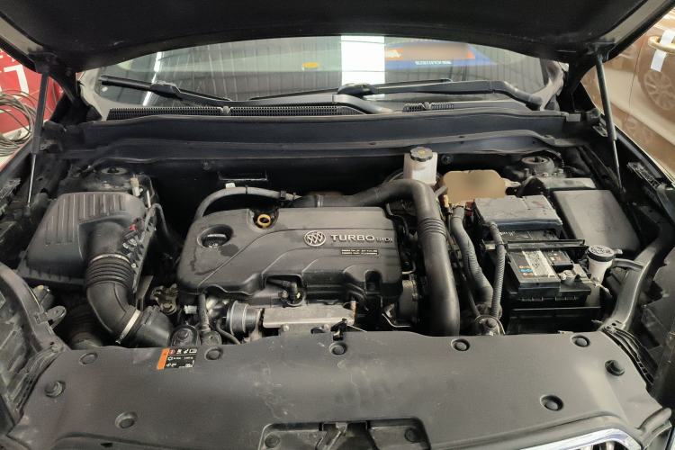 Used Buick Envision 2016 20T Two-Wheel Drive Leading Version Engine Bay