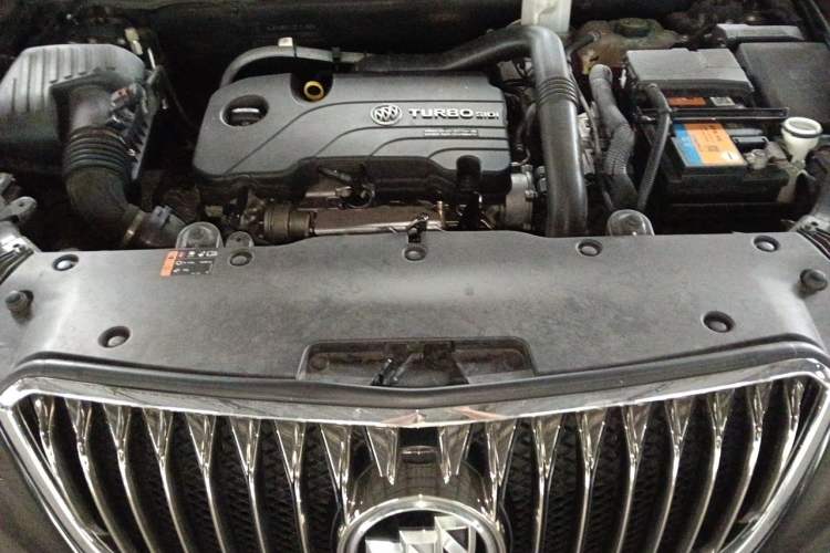Used Buick Envision 2016 20T Two-Wheel-Drive Elite Model Engine Bay