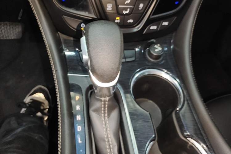 Used Buick Envision 2016 20T Two-Wheel Drive Leading Version Gear Lever
