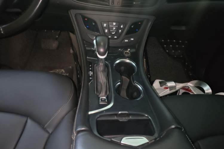 Used Buick Envision 2016 20T Two-Wheel-Drive Elite Model Gear Lever