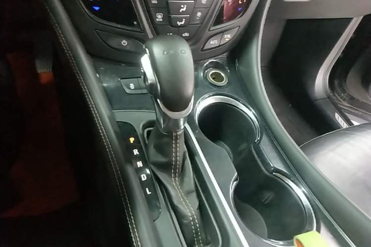 Used Buick Envision 2016 20T Two-Wheel-Drive Elite Model Gear Lever