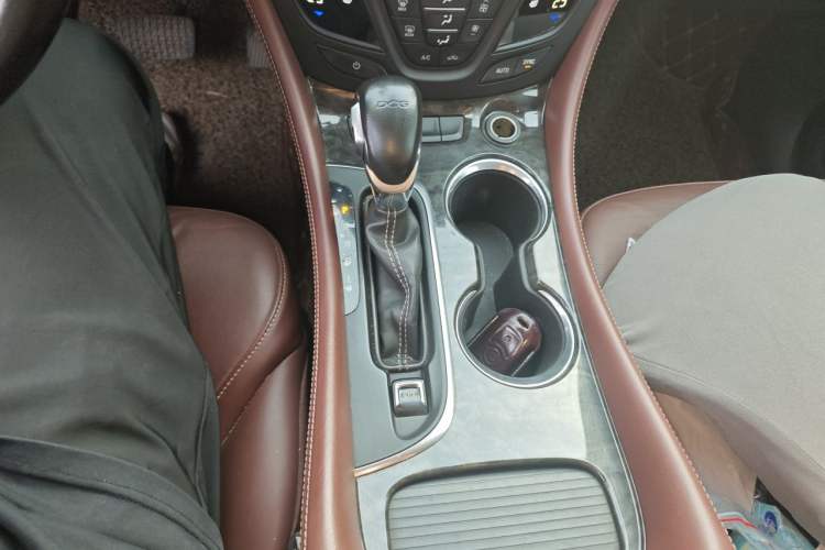 Used Buick Envision 2016 20T Two-Wheel-Drive Elite Model Gear Lever