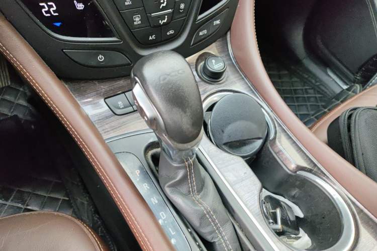 Used Buick Envision 2016 20T Two-Wheel-Drive Elite Model Gear Lever