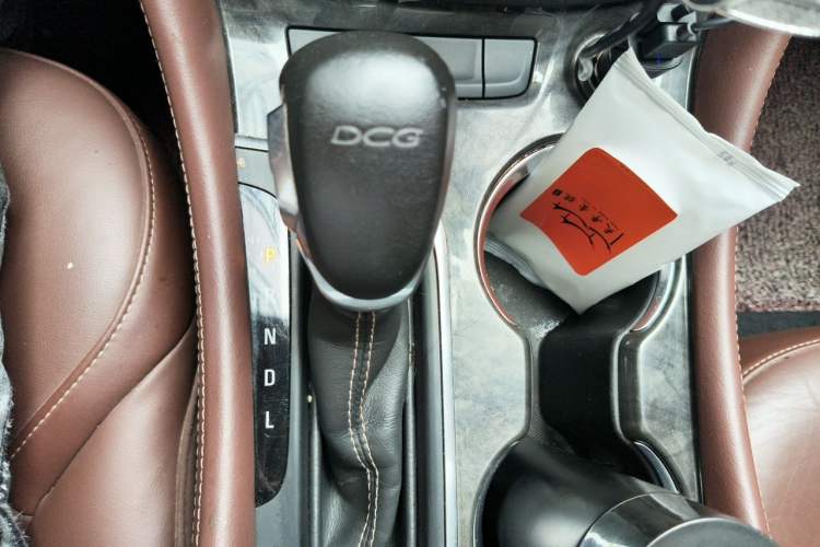 Used Buick Envision 2016 20T Two-Wheel-Drive Elite Model Gear Lever