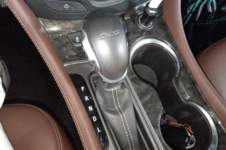Used Buick Envision 2016 20T Two-Wheel-Drive Elite Model Gear Lever