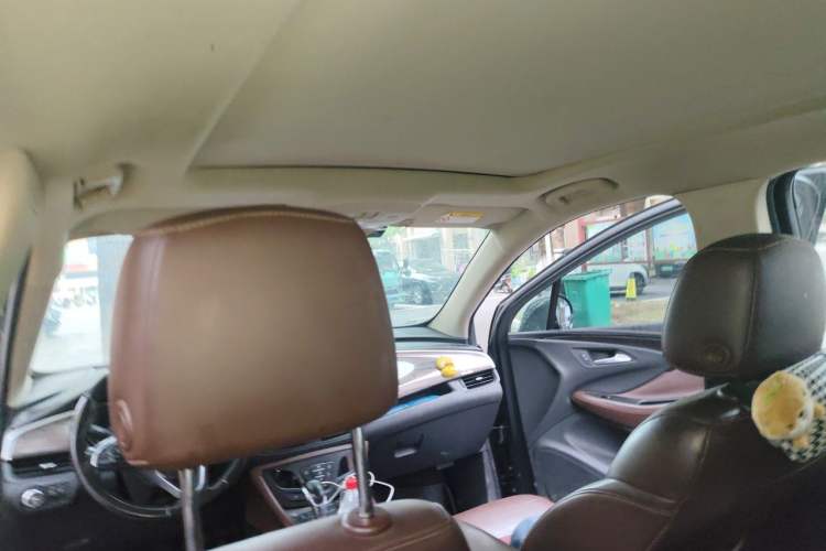 Used Buick Envision 2016 20T Two-Wheel-Drive Elite Model Headliner