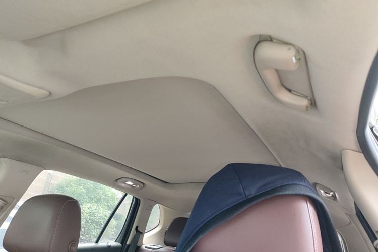 Used Buick Envision 2016 20T Two-Wheel-Drive Elite Model Headliner