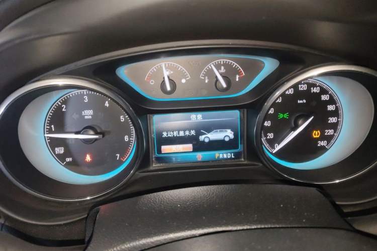 Used Buick Envision 2016 20T Two-Wheel-Drive Elite Model Instrument Cluster