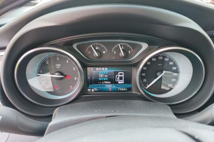 Used Buick Envision 2016 28T Four-Wheel Drive Elite Version Instrument Cluster