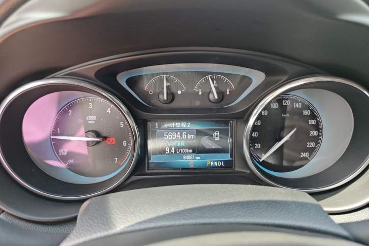 Used Buick Envision 2016 20T Two-Wheel-Drive Elite Model Instrument Cluster