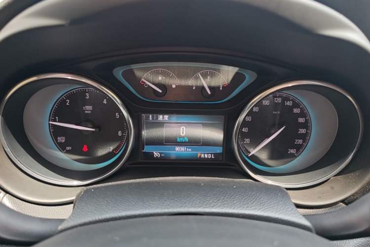 Used Buick Envision 2016 20T Two-Wheel-Drive Elite Model Instrument Cluster