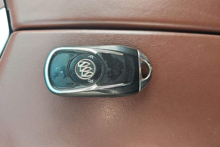 Used Buick Envision 2016 20T Two-Wheel-Drive Elite Model Interior 1
