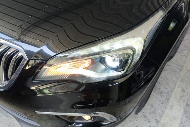 Used Buick Envision 2016 28T Four-Wheel Drive Elite Version Left Front Headlight