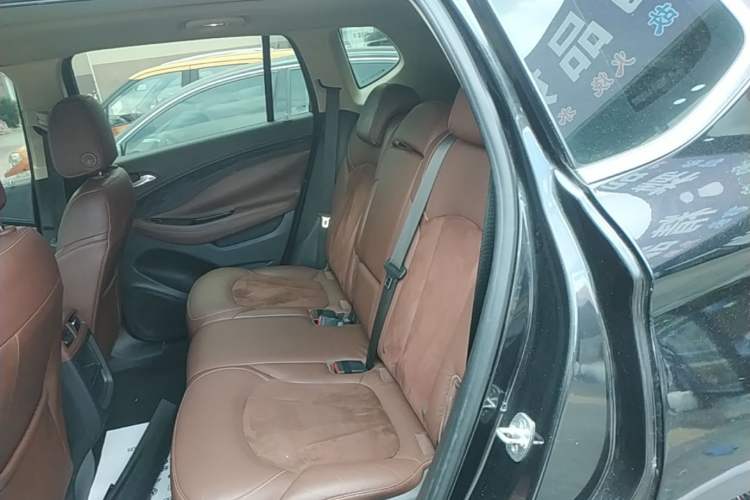 Used Buick Envision 2016 28T Four-Wheel Drive Elite Version Left Rear Seat