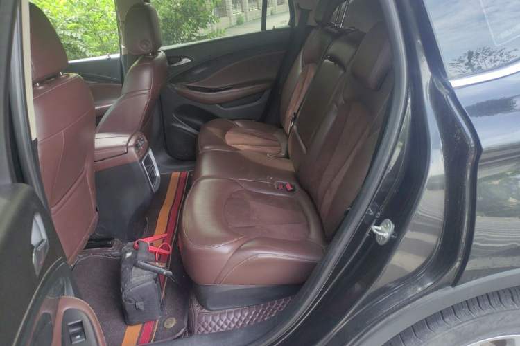 Used Buick Envision 2016 20T Two-Wheel-Drive Elite Model Left Rear Seat