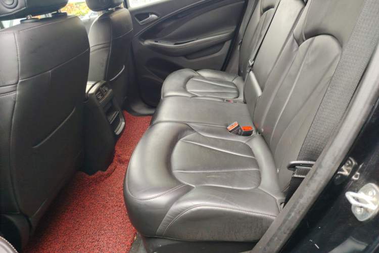 Used Buick Envision 2016 20T Two-Wheel-Drive Elite Model Left Rear Seat
