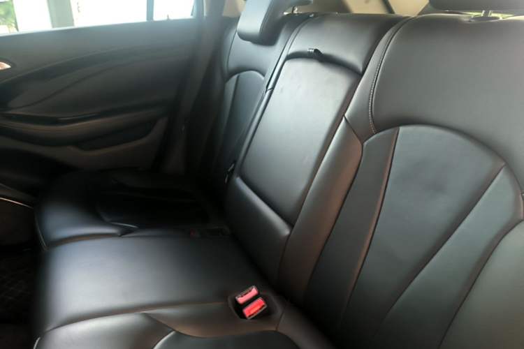 Used Buick Envision 2016 20T Two-Wheel Drive Leading Version Left Rear Seat