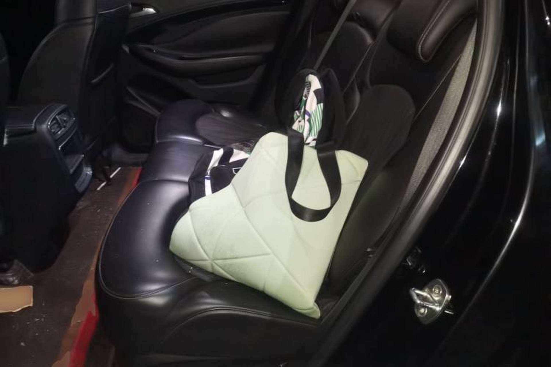 Used Buick Envision 2016 20T Two-Wheel Drive Leading Version Left Rear Seat