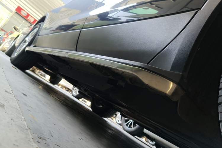 Used Buick Envision 2016 28T Four-Wheel Drive Elite Version Left Side Sill