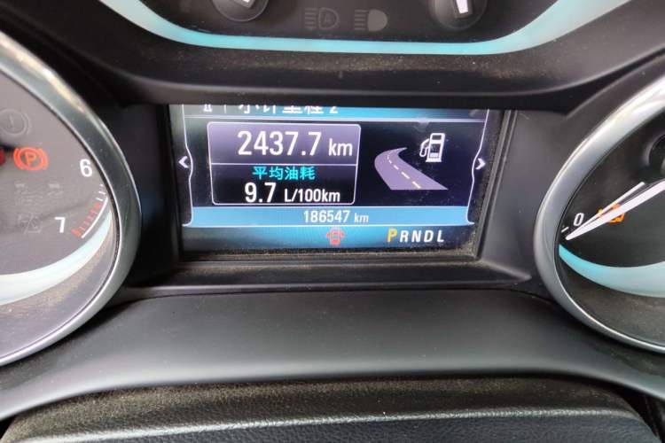 Used Buick Envision 2016 20T Two-Wheel Drive Leading Version Odometer Close Up