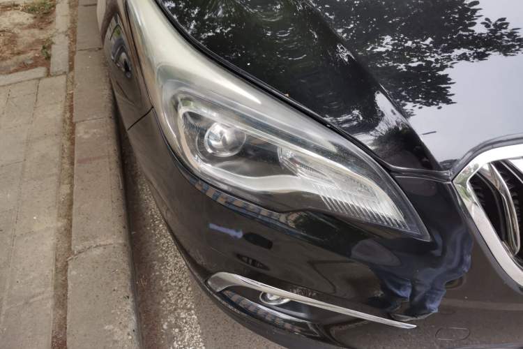 Used Buick Envision 2016 20T Two-Wheel-Drive Elite Model Right Front Headlight
