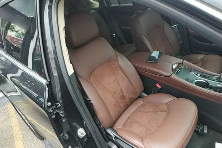Used Buick Envision 2016 28T Four-Wheel Drive Elite Version Right Front Seat