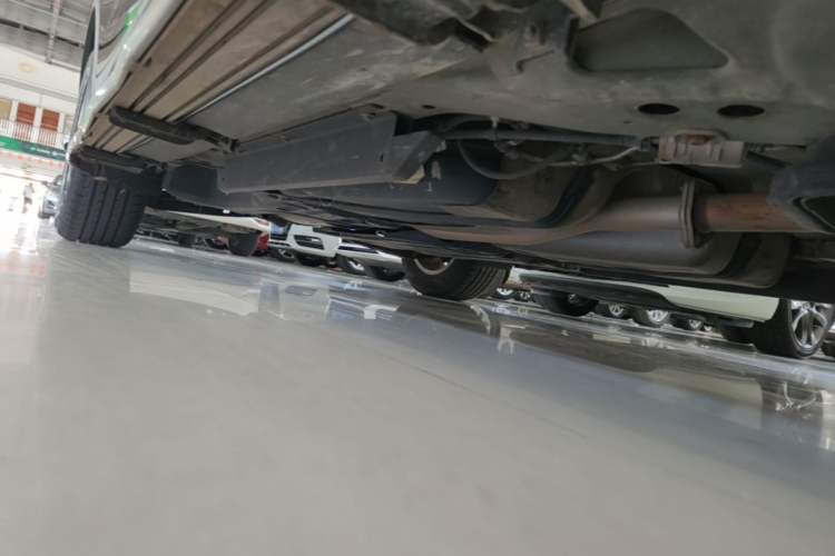Used Buick Envision 2016 20T Two-Wheel-Drive Elite Model Right Side Sill