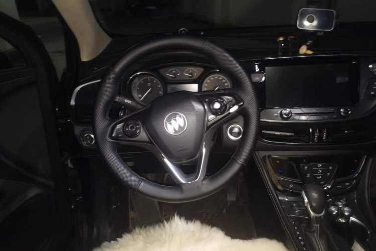 Used Buick Envision 2016 20T Two-Wheel Drive Leading Version Steering Wheel