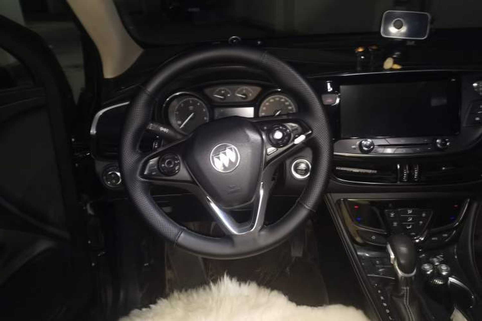 Used Buick Envision 2016 20T Two-Wheel Drive Leading Version Steering Wheel