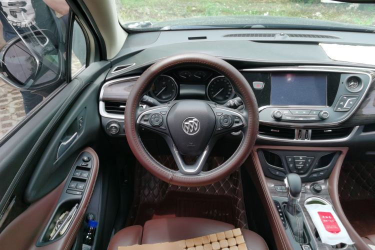 Used Buick Envision 2016 28T Four-Wheel Drive Luxury Model Steering Wheel
