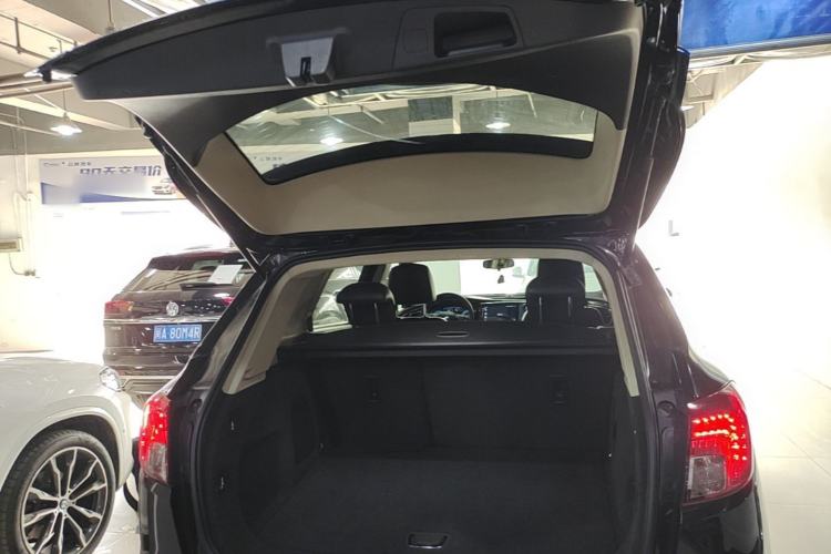 Used Buick Envision 2016 20T Two-Wheel Drive Leading Version Trunk