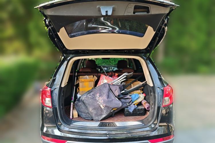 Used Buick Envision 2016 20T Two-Wheel-Drive Elite Model Trunk