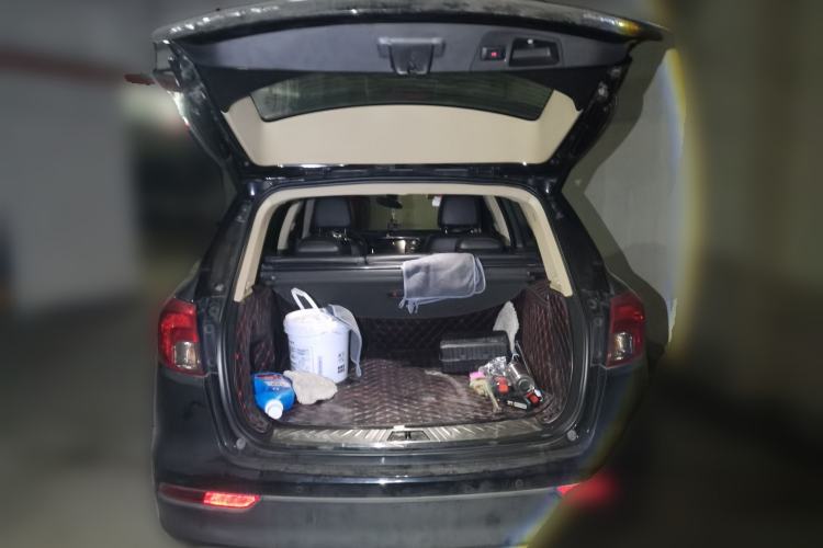 Used Buick Envision 2016 20T Two-Wheel Drive Leading Version Trunk