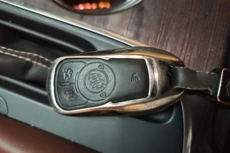 Used Buick Envision 2016 28T Four-Wheel Drive Elite Version Vehicle Key
