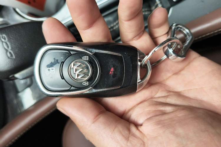 Used Buick Envision 2016 20T Two-Wheel-Drive Elite Model Vehicle Key