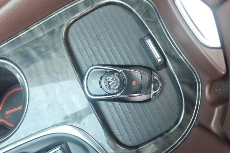 Used Buick Envision 2016 20T Two-Wheel-Drive Elite Model Vehicle Key